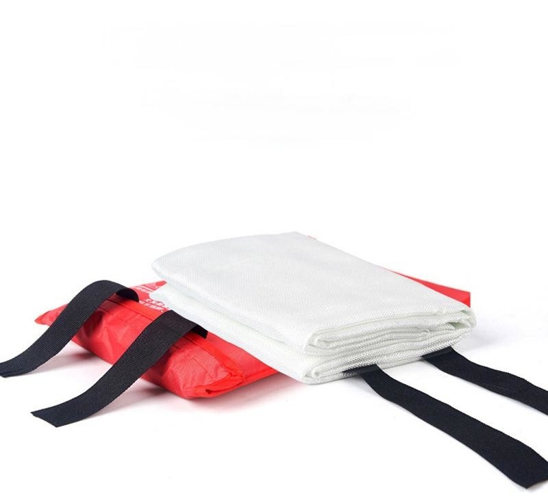 Fireproof Escape Blanket Emergency Safety Blanket for Home Kitchen Fire Rescue Durable Household Property Management  Self-Rescue Gear